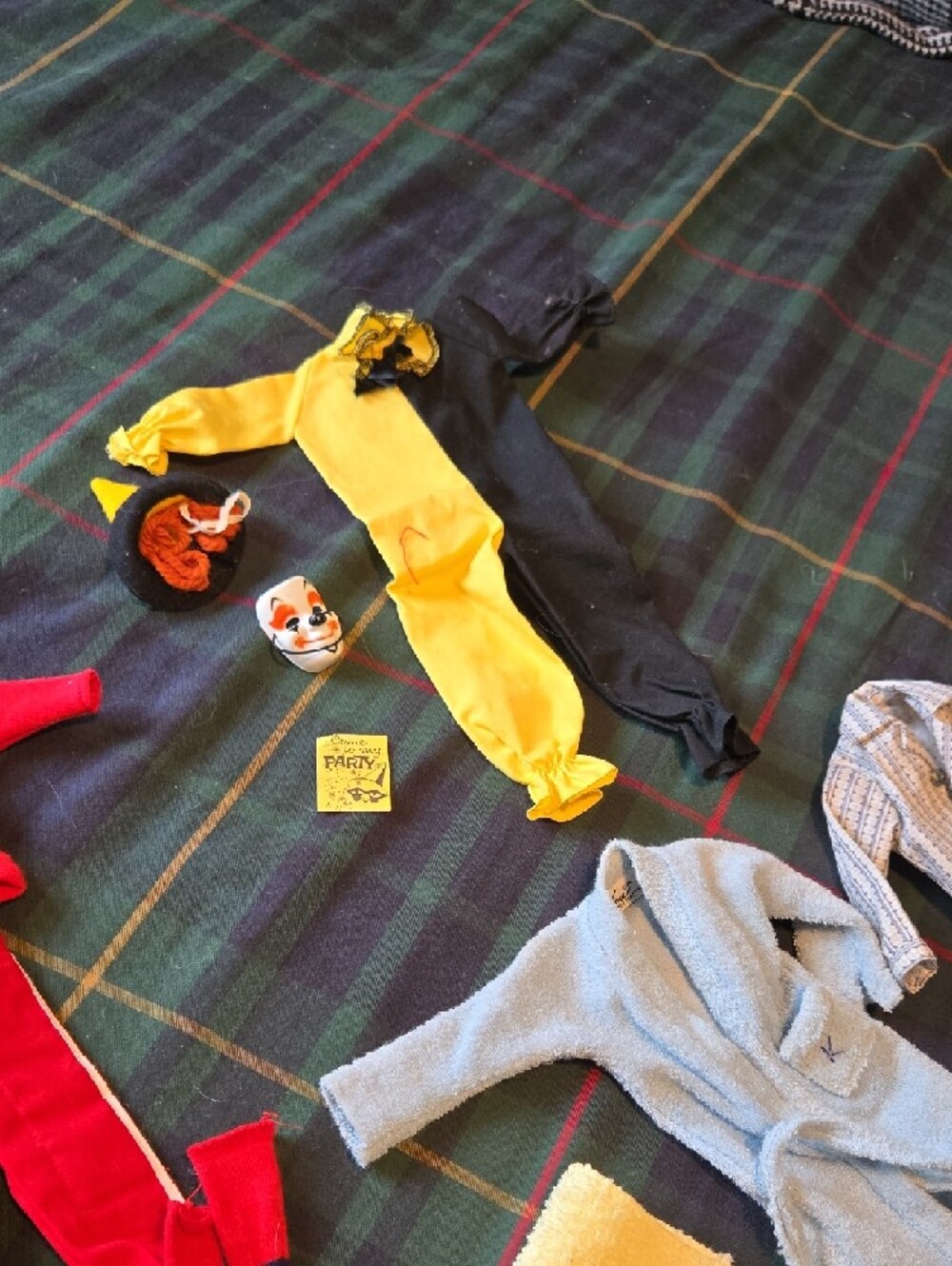 Vintage Ken Doll Blonde Hair with White Briefs, Case And Clothes - Picture 11 of 15